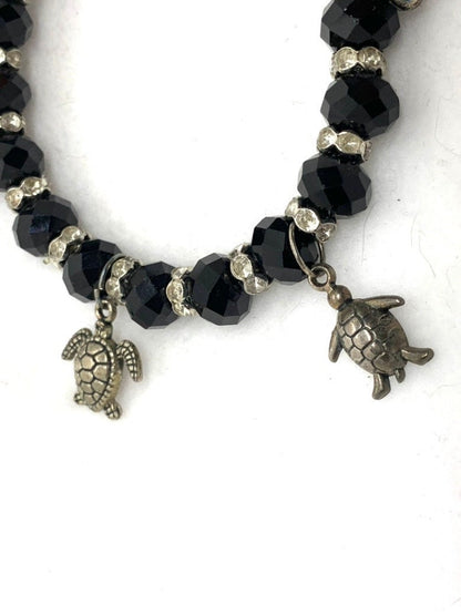 Turtle Charm Bracelet, Turtle Beaded Bracelet, Turtle Bracelet Turtle jewelry, Turtle Lovers Jewelry, Turtle Collectors Jewelry,