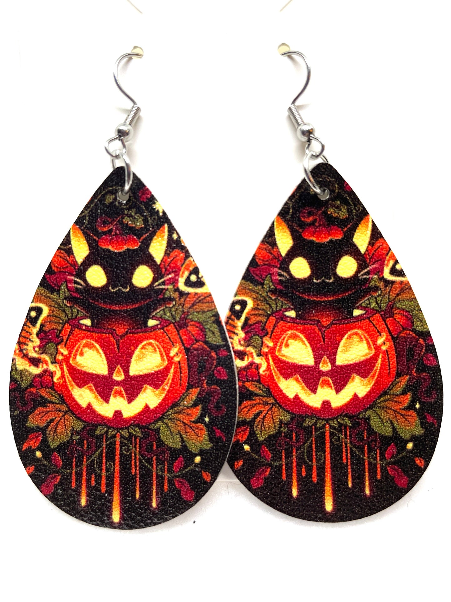 Spooky Black Cat and jack-o-lantern Earring, Black Cat Halloween Earrings, Spooky Cat Halloween Earrings, Black Cat Earrings