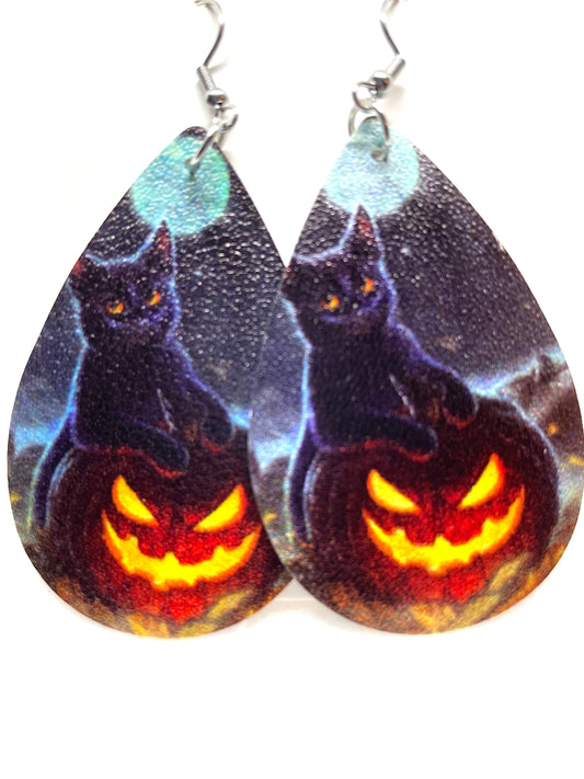 Black Cat Halloween Earrings, Spooky Black Cat Earrings, Black Cat and Jack-o-Lantern Earrings, Spooky Halloween Earrings, Cat Earrings