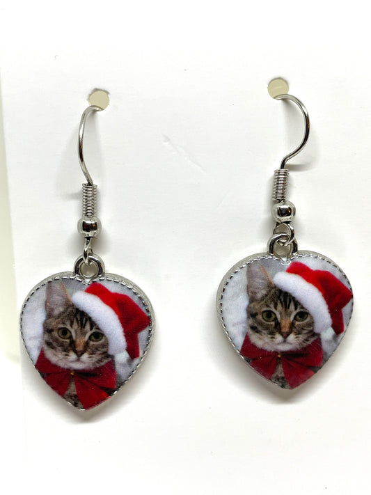 Christmas Cat Earrings, Christmas Kitty Earrings, Christmas Earrings, Cat Earrings, Christmas Earrings, Cat Lover's Earrings,
